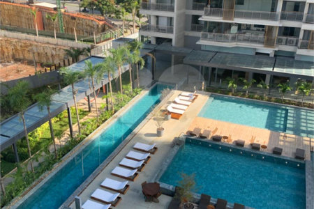 Apartamento para alugar com 3 quartos, sendo 2 suítes, em Jardim das Acácias, São Paulo, SP