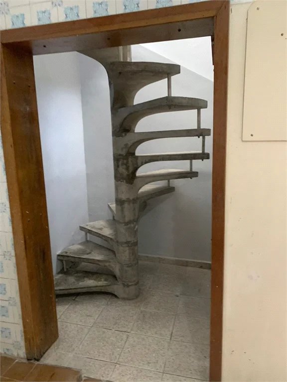Casa à venda com 4 quartos, sendo 3 suítes, em Jardim Alvorada (zona Oeste), São Paulo, SP