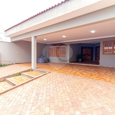 Casa à venda com 4 quartos, sendo 2 suítes, em Parque Residencial Presidente Médici, Itu, SP
