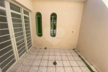 CASA TÉRREA NO CENTRO DE MOGI DAS CRUZES 193 m2— RESIDENCIAL OU COMERCIAL, 3 quartos ,1.200.000,00