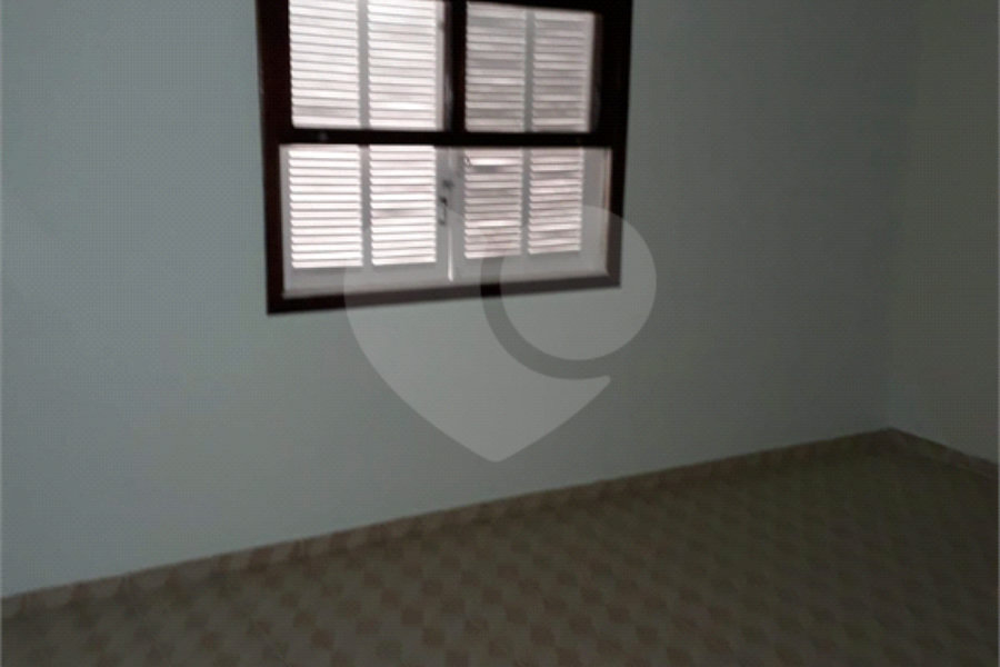 Sobrado à venda com 3 quartos em Tremembé, São Paulo, SP