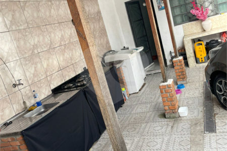 Casa à venda com 3 quartos, sendo 1 suíte, em Gopoúva, Guarulhos, SP