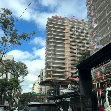 Apartamento à venda com 3 suítes em Cerqueira César, São Paulo, SP