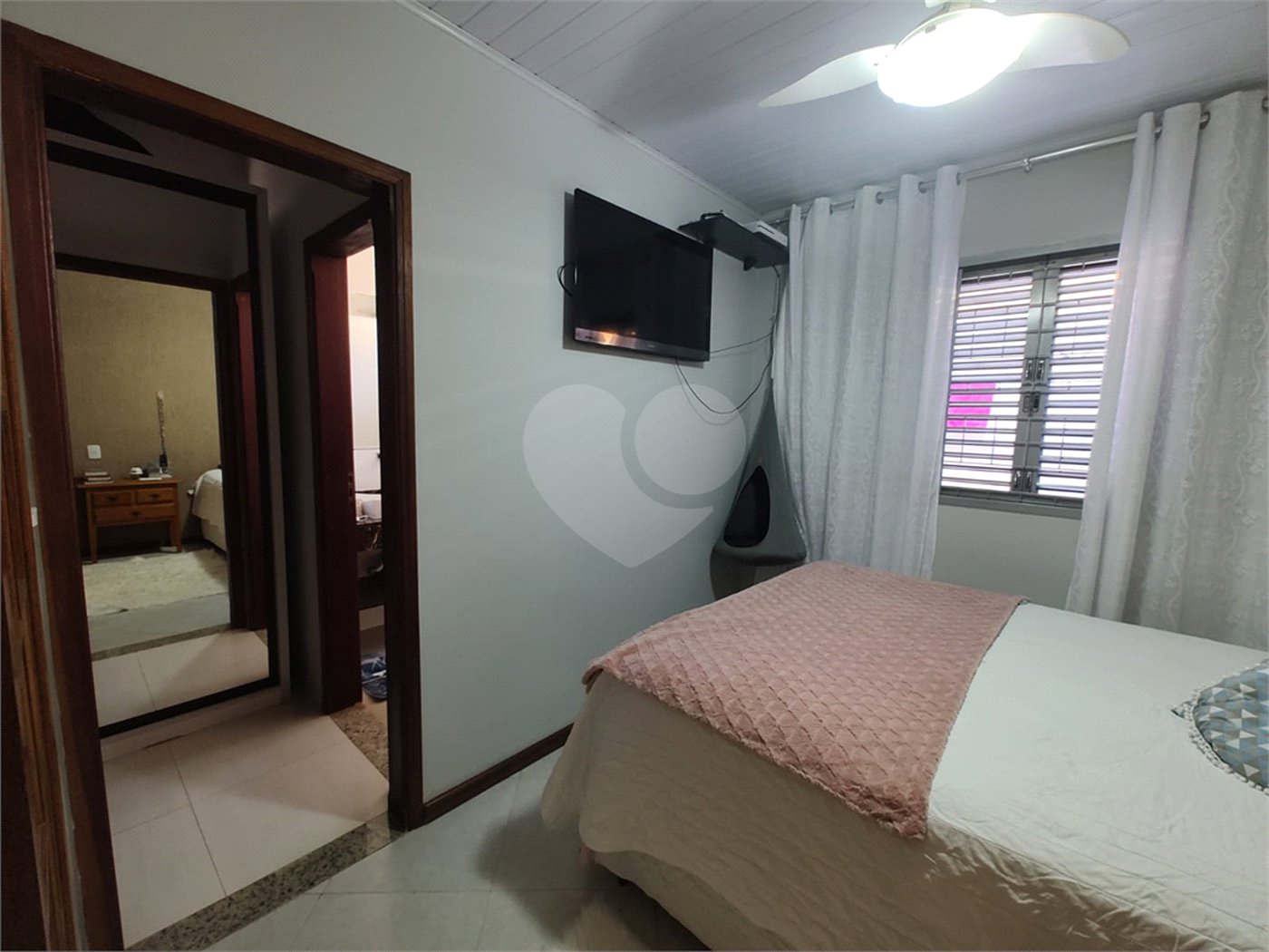 Casa à venda com 3 quartos, sendo 1 suíte, no Centro, Araraquara, SP