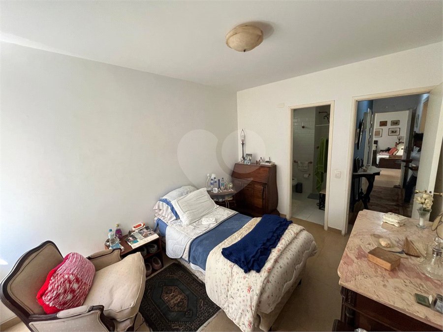 Apartamento à venda com 3 quartos, sendo 2 suítes,  em Jardim Paulista, São Paulo, SP