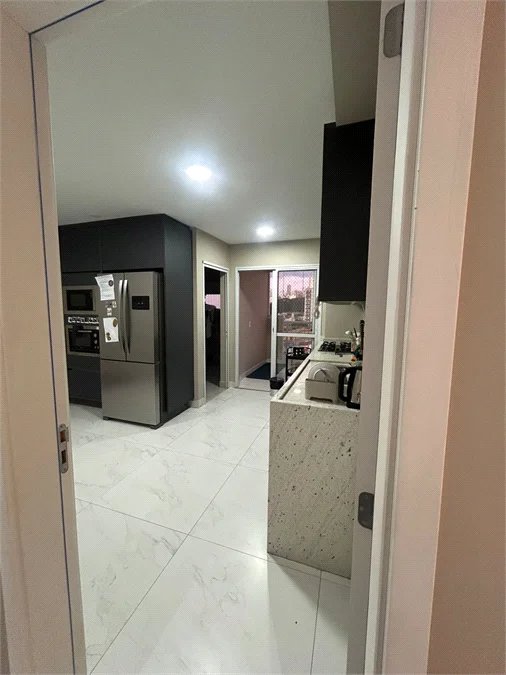 Apartamento à venda com 3 quartos, sendo 1 suíte,  em Jardim Vazani, São Paulo, SP