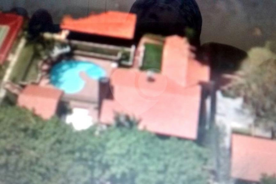 Sobrado à venda com 7 quartos, sendo 5 suítes, em Chácara das Paineiras, Carapicuíba, SP