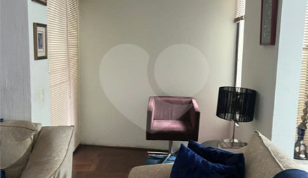 Casa à venda com 2 quartos, sendo 1 suíte,  em Jardim das Acácias, São Paulo, SP