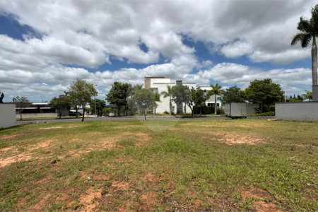 Terreno à venda no condomínio Residencial Saint Patrick, Sorocaba - SP