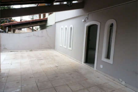Sobrado à venda ou para alugar com 4 quartos, sendo 1 suíte,  em Vila Butantã, São Paulo, SP
