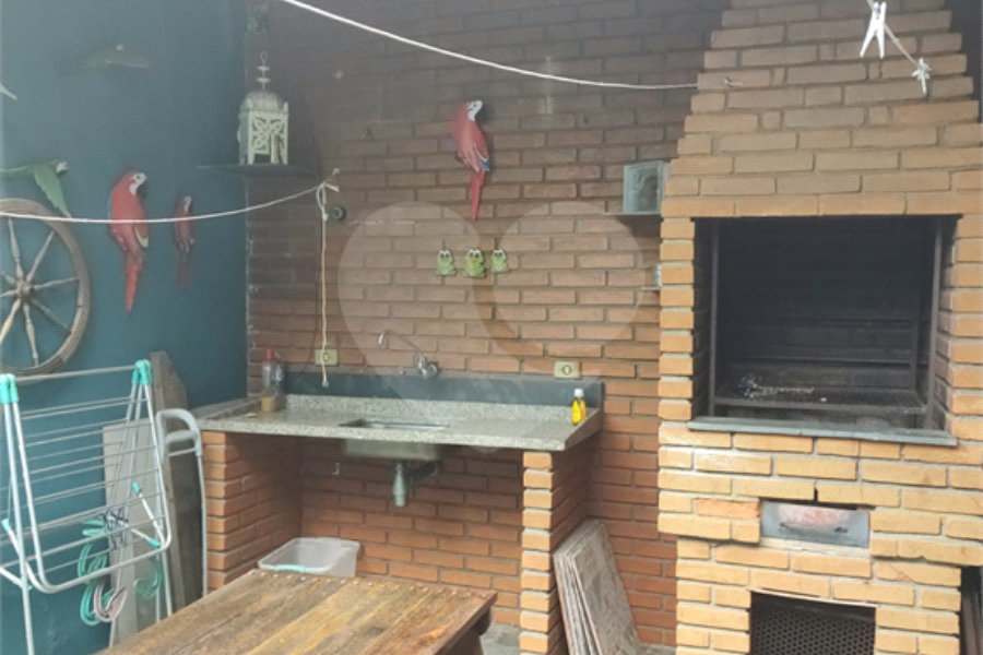 Sobrado à venda com 4 quartos, sendo 1 suíte, em Horto, São Paulo, SP