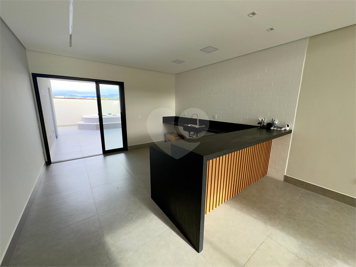Casa à venda com 3 suítes no condomínio Residencial Phytus, Cabreúva - SP