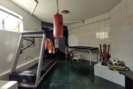 Casa à venda com 5 quartos, sendo 4 suítes, no condomínio Rancho Dirce, Sorocaba - SP