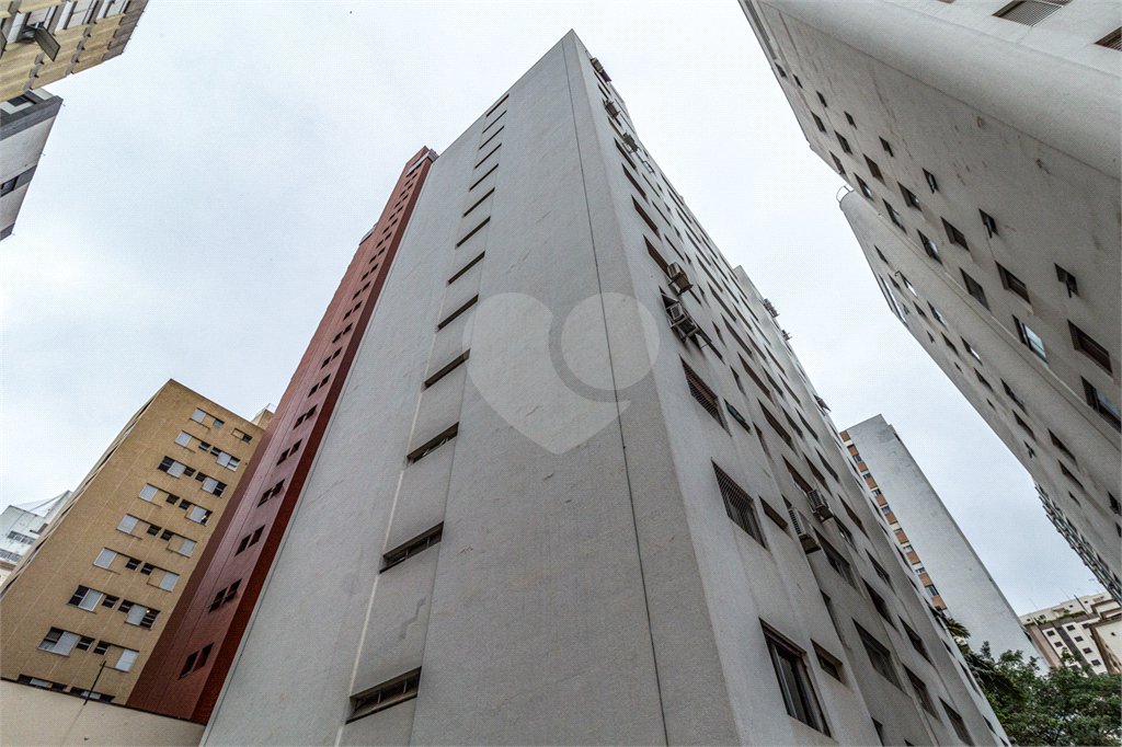 Apartamento à venda ou para alugar com 3 quartos, sendo 1 suíte,  em Itaim Bibi, São Paulo, SP