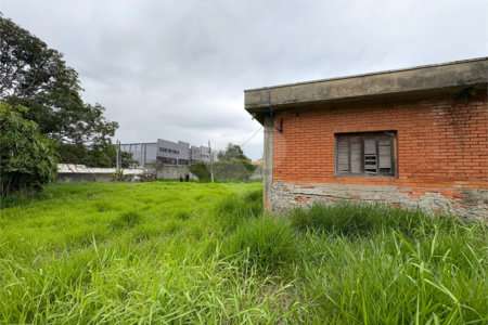 Área de Terra à venda ou para alugar com 2 quartos em Chácaras Reunidas Guaio, Suzano, SP