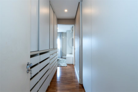 Apartamento à venda com 3 suítes em Vila Nova Conceição, São Paulo, SP