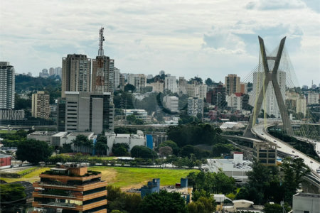 Apartamento à venda com 3 quartos em Vila Cordeiro, São Paulo, SP