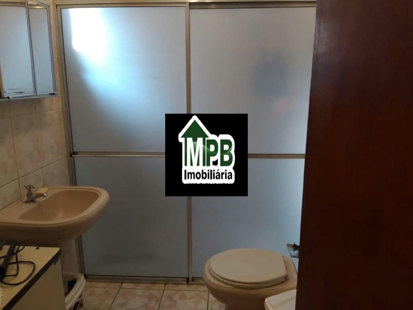 Sobrado à venda com 4 quartos, sendo 1 suíte, em Jardim Santo Amaro, Sorocaba, SP
