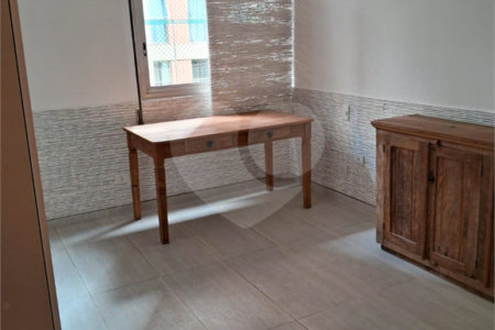 Apartamento à venda com 3 quartos, sendo 1 suíte, em Perdizes, São Paulo, SP