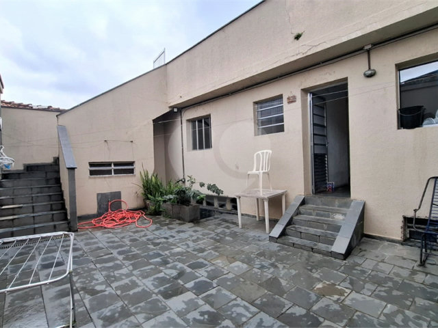 Sobrado à venda com 4 quartos em Bom Retiro, São Paulo, SP