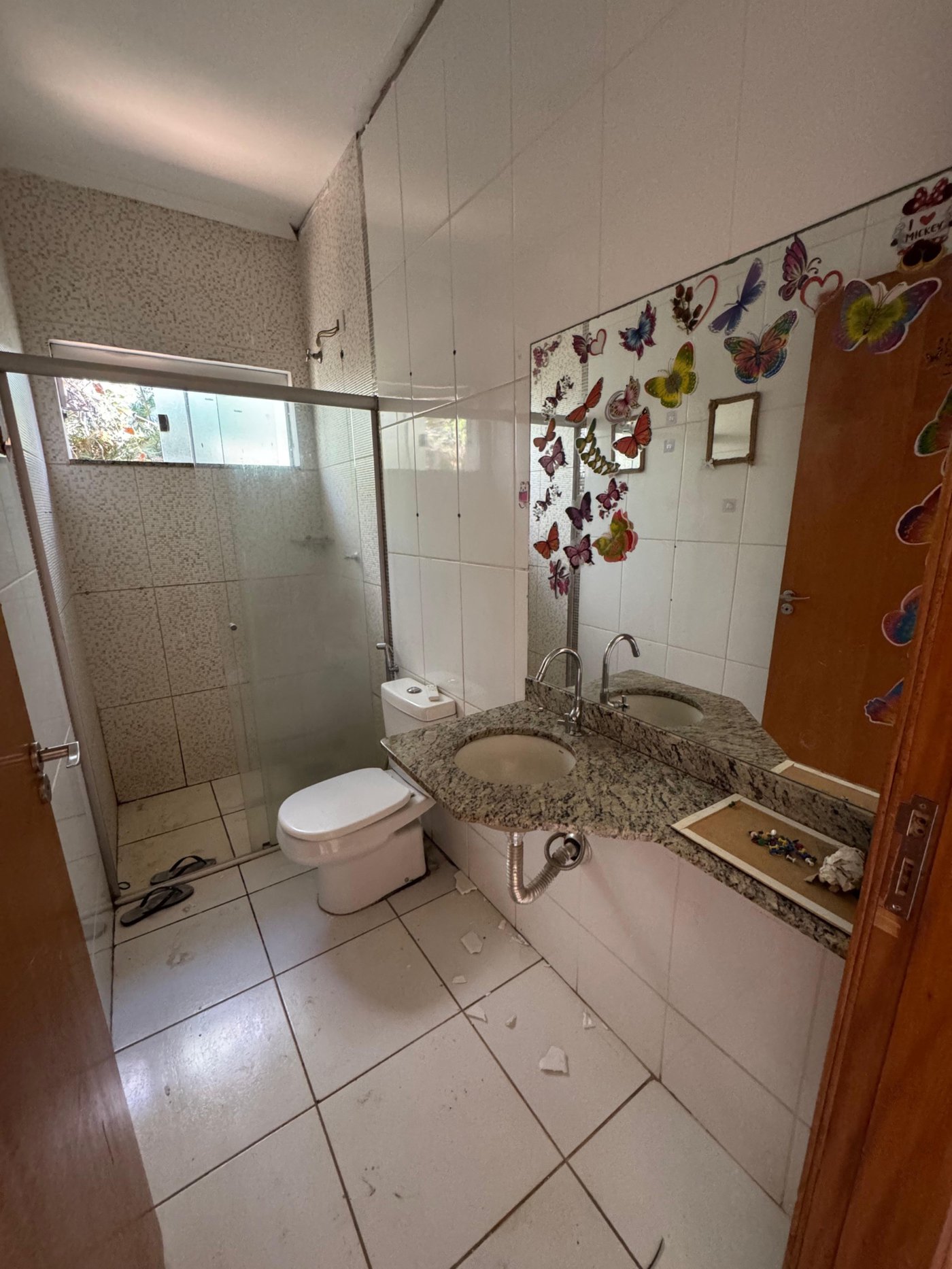 Casa para alugar com 3 quartos, sendo 1 suíte,  em Santa Luzia, Três Lagoas, MS