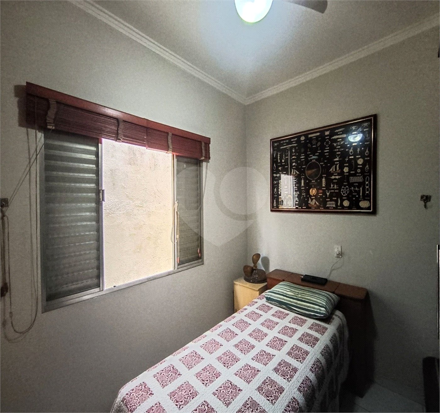 Casa Térrea à venda com 5 quartos, sendo 1 suíte, em Chora Menino, São Paulo, SP
