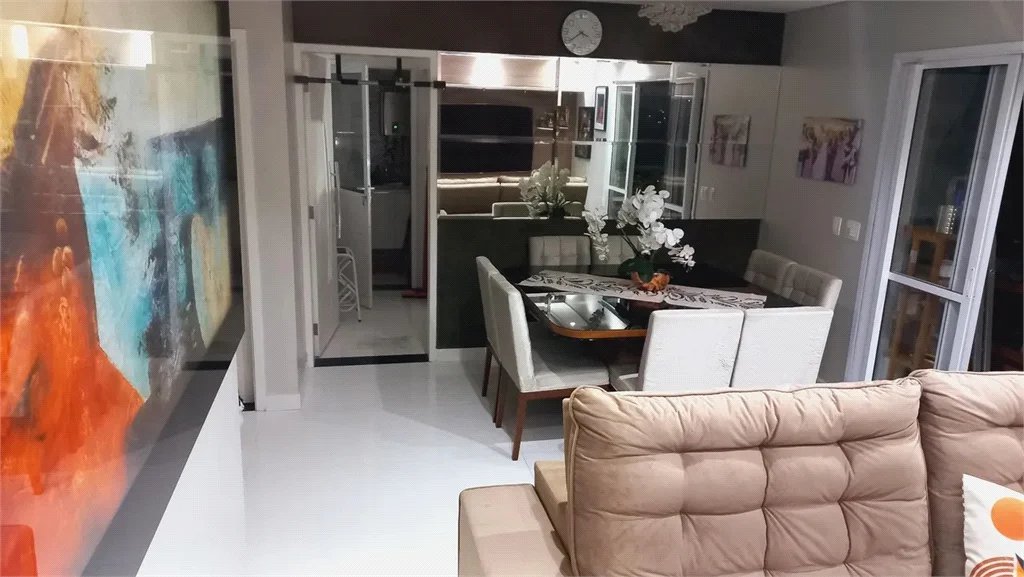 Apartamento à venda com 3 quartos, sendo 1 suíte, em Jardim Adhemar de Barros, São Paulo, SP
