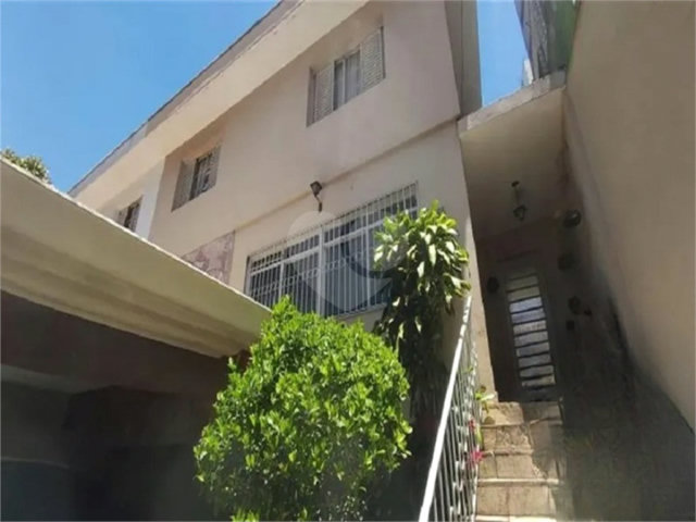 Sobrado à venda com 3 quartos, sendo 1 suíte,  em Santana, São Paulo, SP