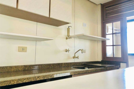 Flat à venda com 1 suíte em Santana, São Paulo, SP