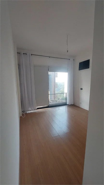 Apartamento à venda com 1 suíte em Vila Suzana, São Paulo, SP