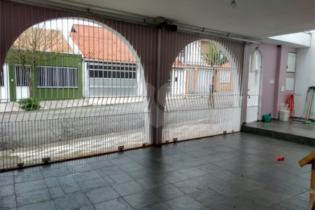 Sobrado à venda com 3 suítes em Jardim Realce, Suzano, SP