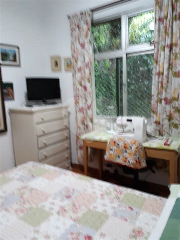 Apartamento à venda com 3 quartos, sendo 1 suíte, em Botafogo, Rio de Janeiro, RJ