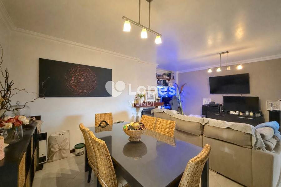 Apartamento T3 à venda em Rio Tinto, Gondomar, Portugal – Mobiliado