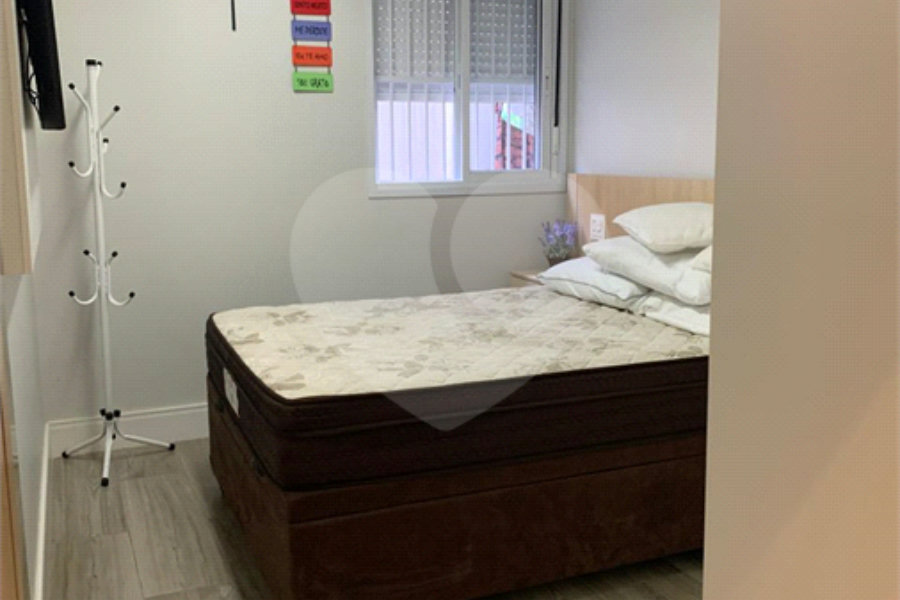 Sobrado à venda com 4 quartos, sendo 3 suítes, em Imirim, São Paulo, SP
