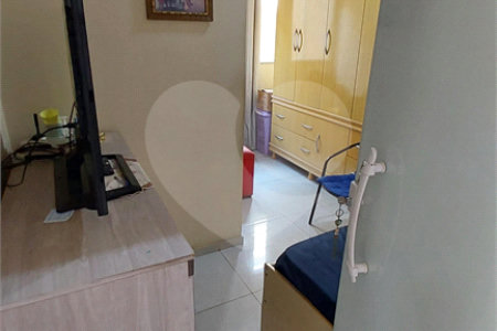 Casa à venda com 4 quartos, sendo 2 suítes, no condomínio Vivendas do Mendanha, Rio de Janeiro - RJ