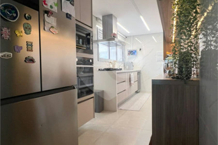 Apartamento à venda com 3 suítes em Jardim Marajoara, São Paulo, SP