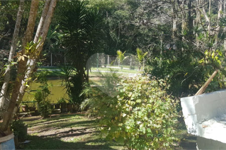 Casa à venda com 5 quartos, sendo 1 suíte,  em Taboão, Mogi das Cruzes, SP