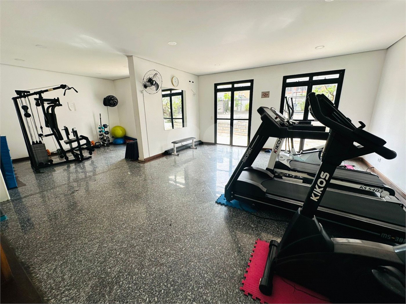 Apartamento à venda com 2 quartos, sendo 1 suíte,  em Cidade Monções, São Paulo, SP