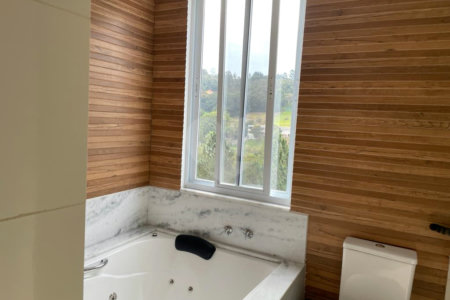 Casa à venda com 4 suítes em Suru, Santana de Parnaíba, SP