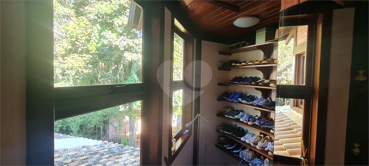 Casa à venda com 4 suítes em Serra da Cantareira, Mairiporã, SP