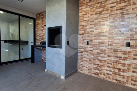 Casa à venda com 3 quartos, sendo 1 suíte, no condomínio Horto Florestal 1, Sorocaba - SP