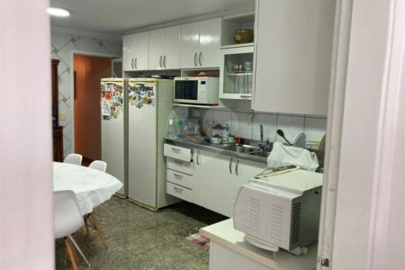 Casa à venda com 3 quartos, sendo 1 suíte, em Vila Mascote, São Paulo, SP