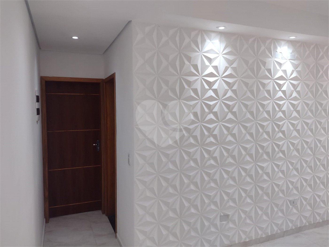Casa Térrea à venda com 3 quartos, sendo 1 suíte, em Jardim Horto do Ipê, Itaquaquecetuba, SP