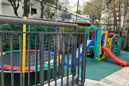 Apartamento à venda com 4 quartos, sendo 2 suítes, em Vila Andrade, São Paulo, SP