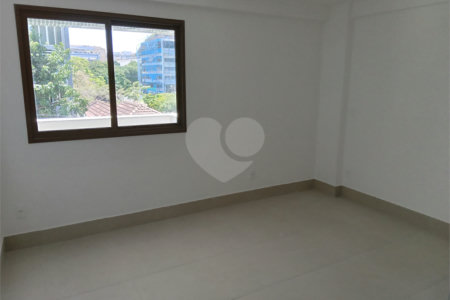 Apartamento à venda com 2 quartos, sendo 1 suíte, em Tijuca, Rio de Janeiro, RJ