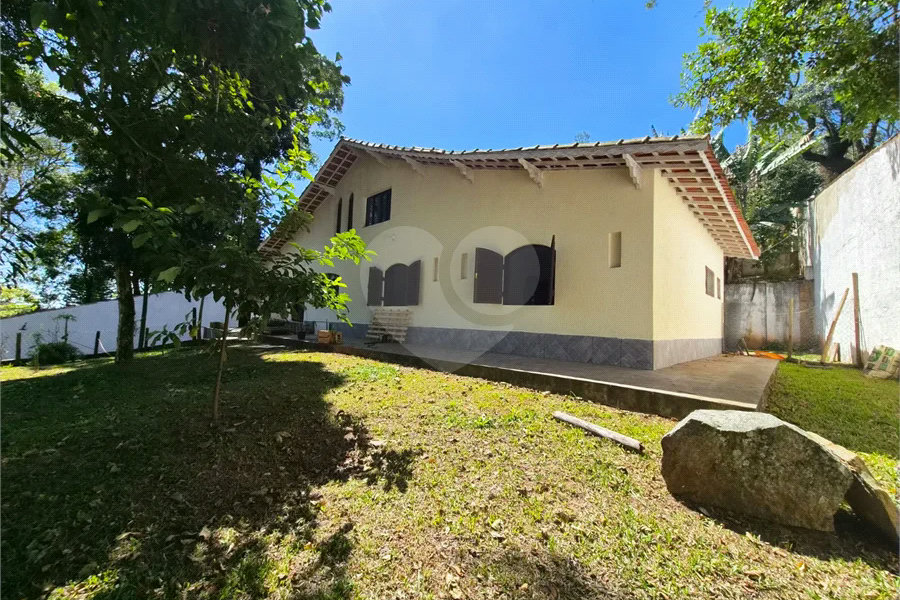 Casa à venda ou para alugar com 4 suítes no condomínio Parque Imperial da Cantareira, Mairiporã - SP