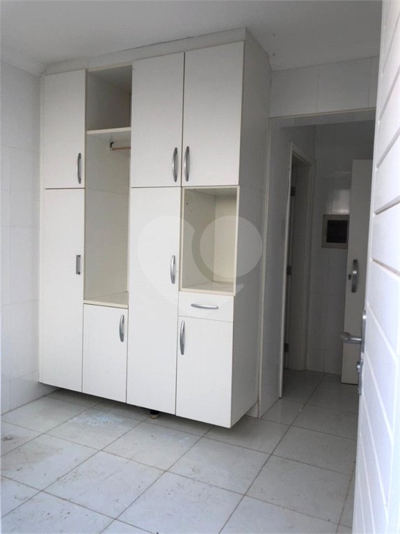 Casa à venda ou para alugar com 3 suítes no condomínio Jardim Vila Paradiso, Indaiatuba - SP