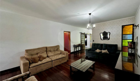 Casa à venda com 4 quartos, sendo 2 suítes,  em Interlagos, São Paulo, SP