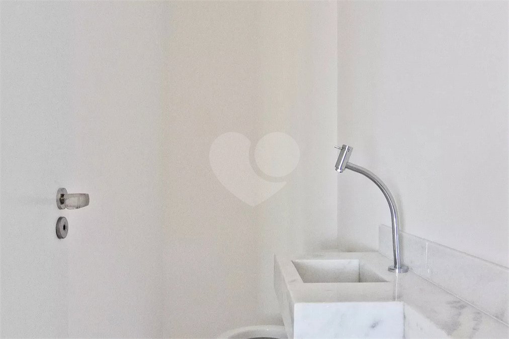 Apartamento à venda com 2 quartos, sendo 1 suíte, em Parque São Domingos, São Paulo, SP