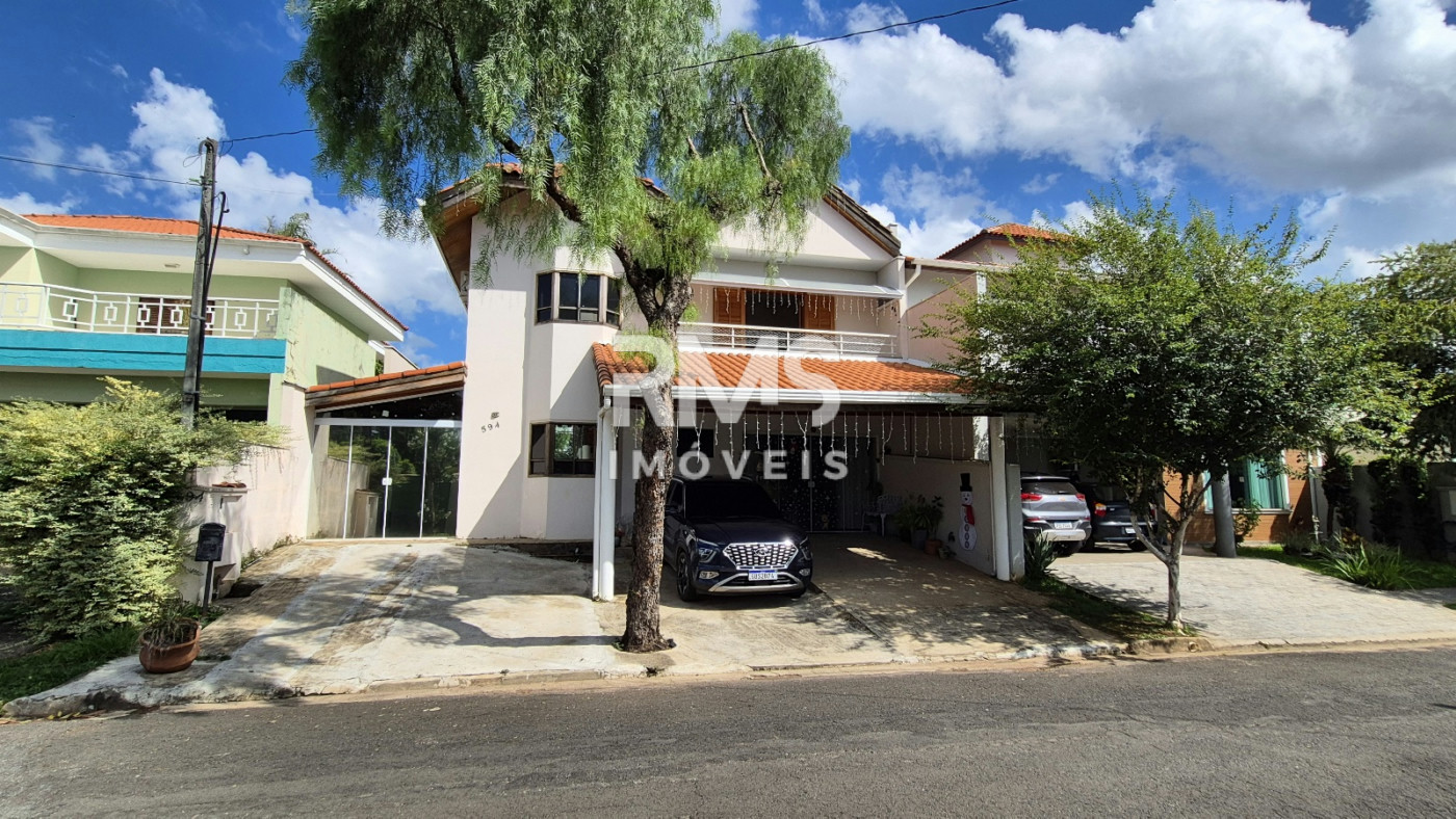 Casa à venda com 3 suítes no condomínio Granja Olga II, Sorocaba - SP